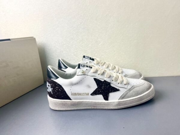 Golden Goose Deluxe Brand Ball-STAR Black Tail