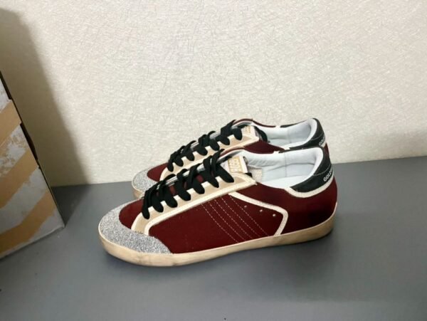 Golden Goose Deluxe Brand Super-STAR Blacktail Crimson Graffiti