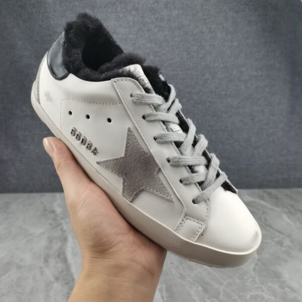 Golden Goose Deluxe Brand Super-Star Black Tail Wool