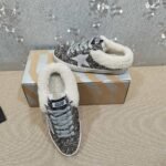 Golden Goose Deluxe Brand Vs-STAR Gray Star Bronze Gold Wool Slippers