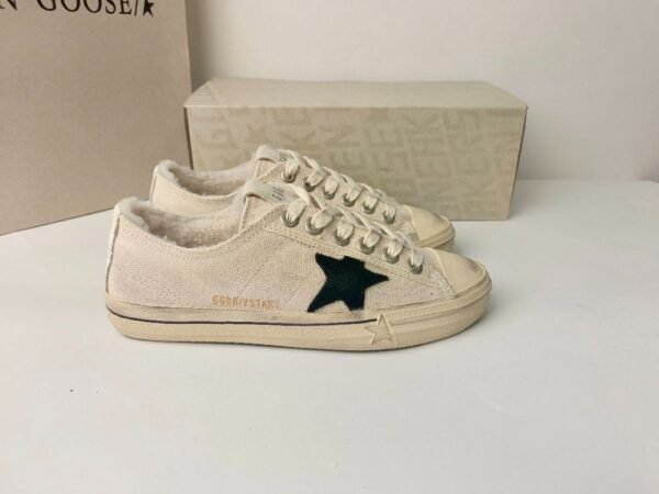 Golden Goose Deluxe Brand Vs-STAR Black Star Wool