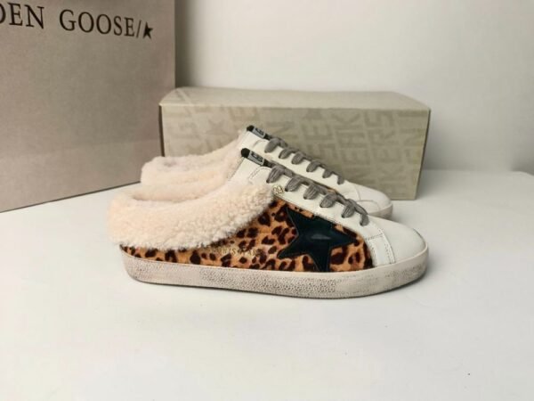 Golden Goose Deluxe Brand Super STAR Black Star Horsehair Wool Lined Slippers