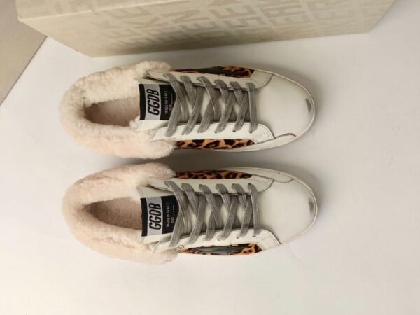 Golden Goose Deluxe Brand Super STAR Black Star Horsehair Wool Lined Slippers