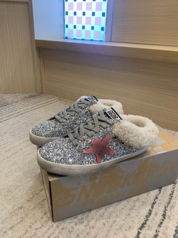 Golden Goose Deluxe Brand Super-Star Pink Star Silver Flake Wool Slippers