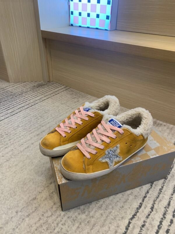 Golden Goose Deluxe Brand Super-Star Silver Star Yellow Velvet