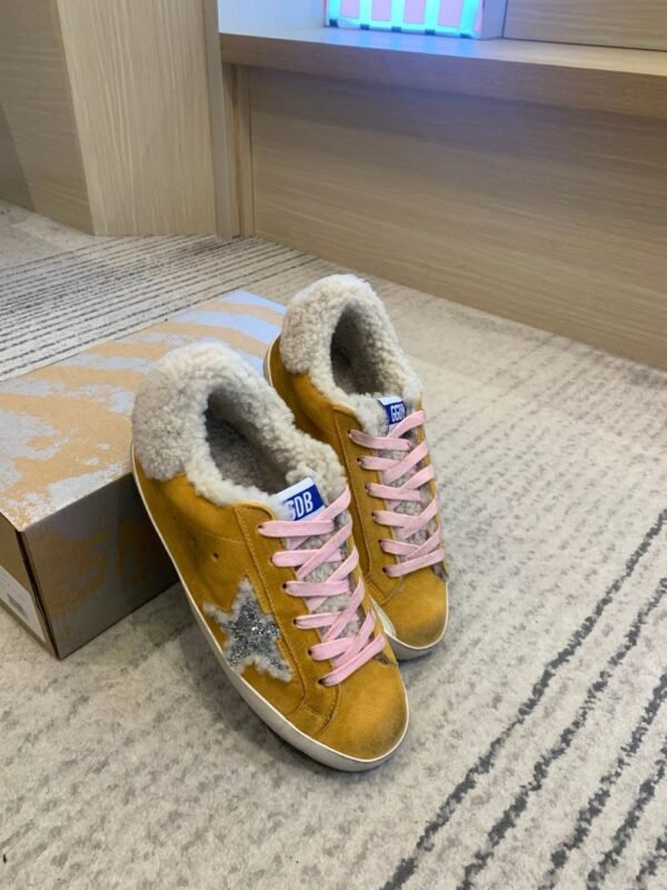 Golden Goose Deluxe Brand Super-Star Silver Star Yellow Velvet