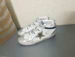 Golden Goose Deluxe Brand Mid-STAR Silver-tailed Brown Star