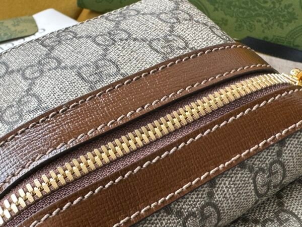 Gucci GG Supreme725654