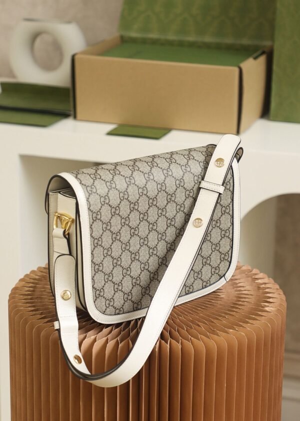 Gucci bag Horsebit 1955 602204 White