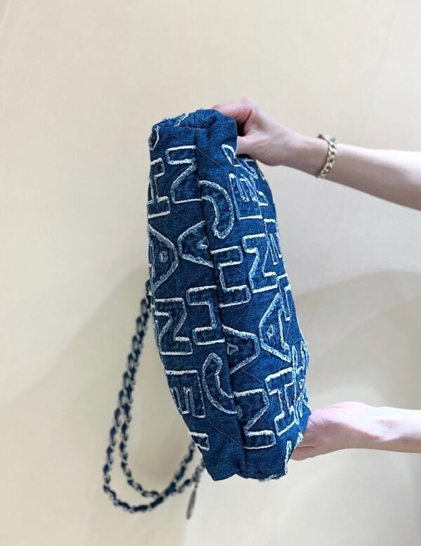 Chanel Bag  24A AS3260 AS3261