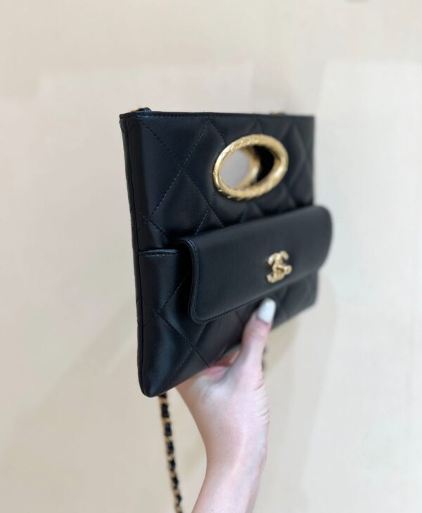 Chanel Bag  24B AS5038