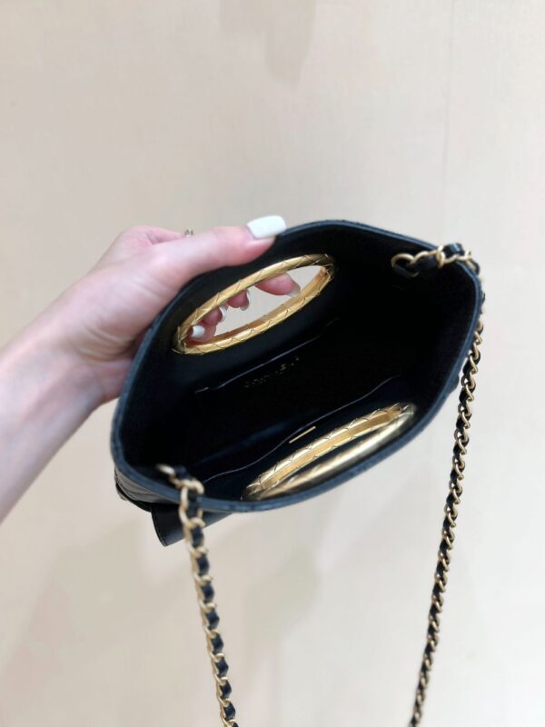 Chanel Bag  24B AS5038