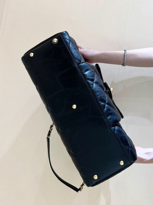 Chanel Bag   24A MAXI AS4812