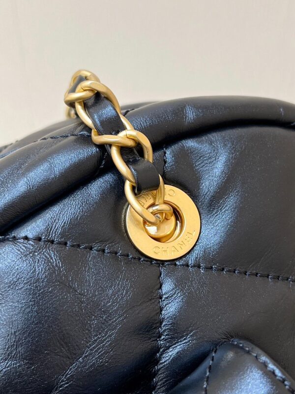 Chanel Bag   24A MAXI AS4812