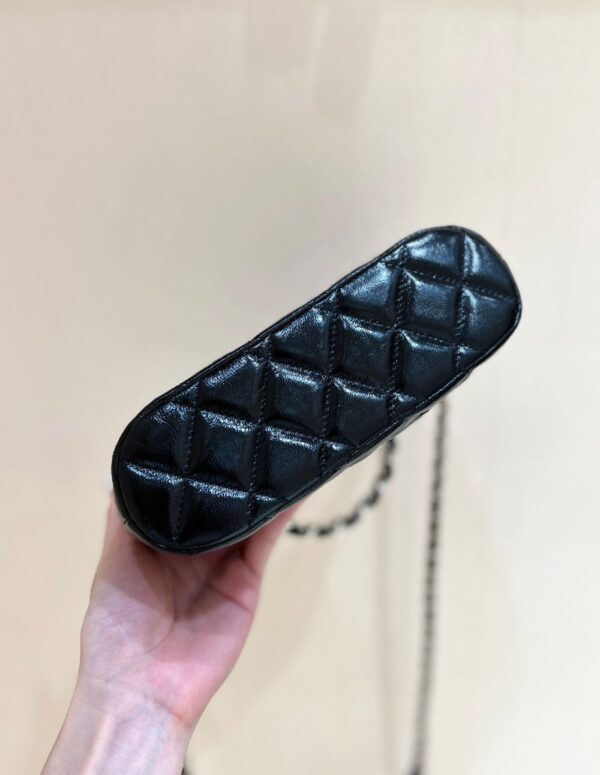 Chanel Bag  24A AS5130