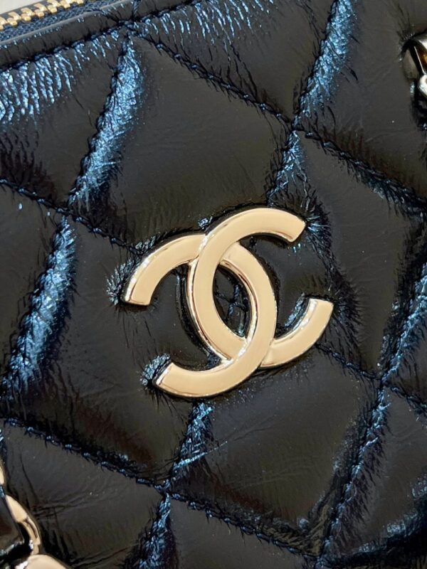 Chanel Bag  24A AS5130