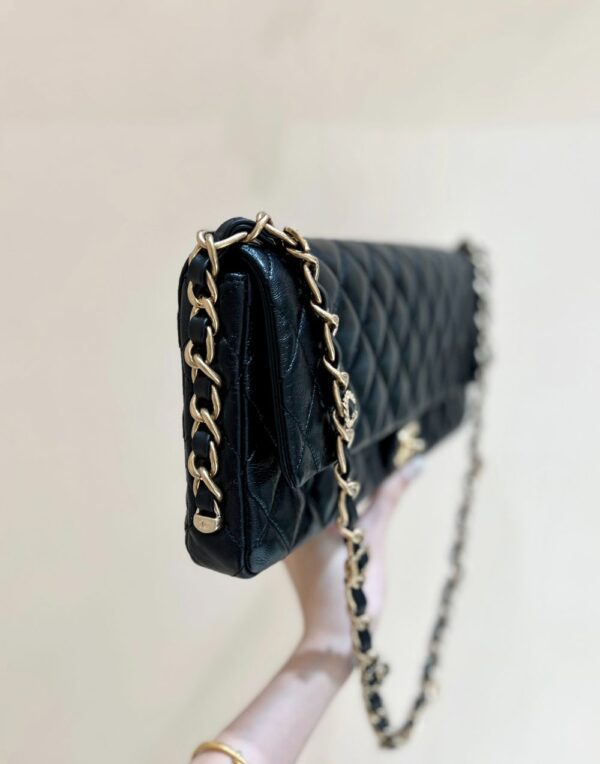 Chanel Bag  24A MAXI AS5006