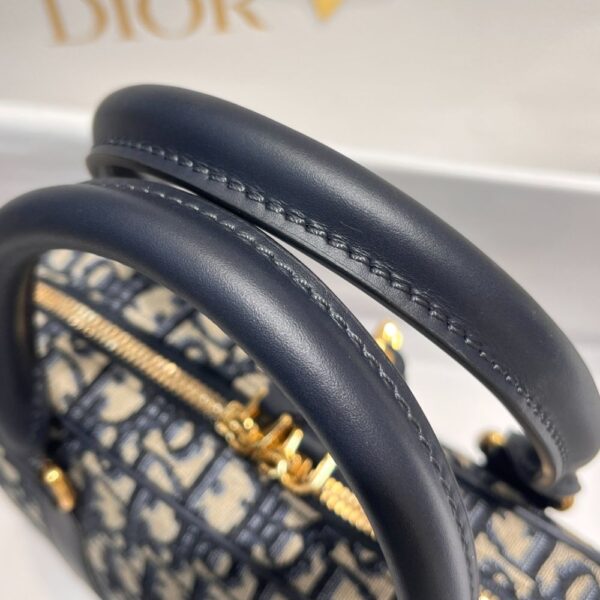 Dior Bag D-Vibe 25*16*9.5cm