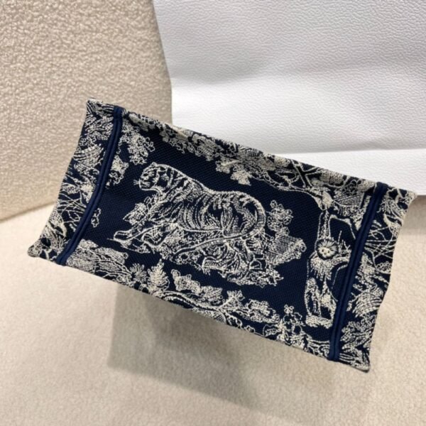 Dior Bag CD Book Tote Blue 26.5/36cm