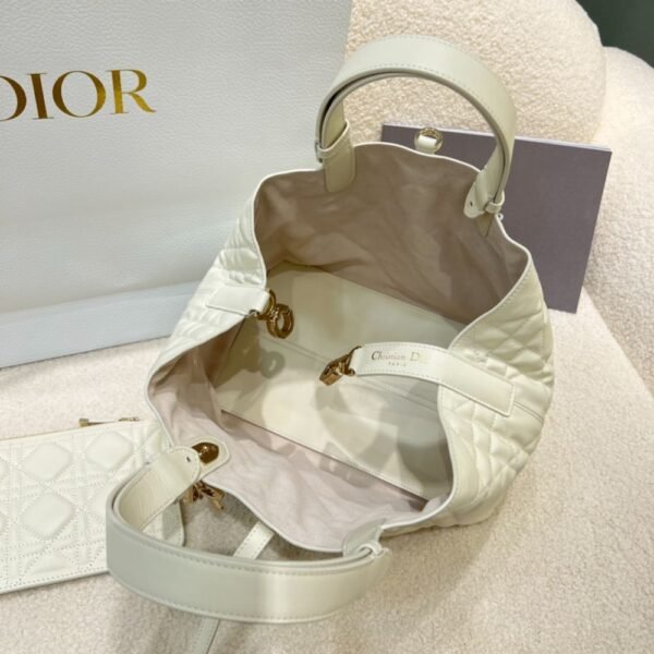 Dior Bag Toujours 28.5*21.5*19cm White