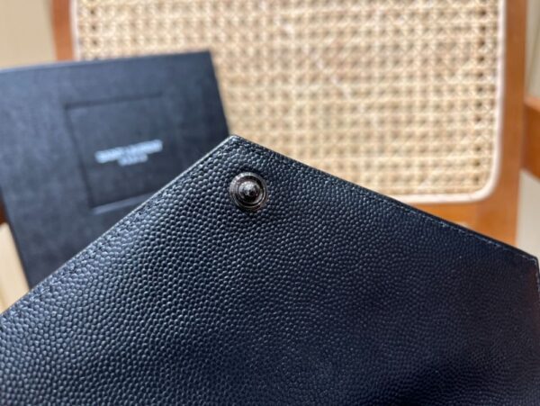 YSL Bag Woc 393953 19x11.5x4cm Black