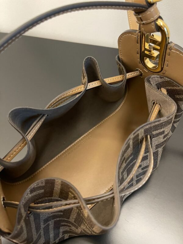 Fendi Bag Pomodorino 56850B75