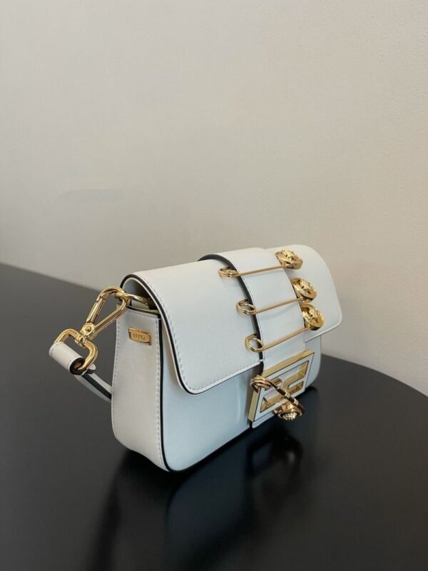 Fendi Bag Baguette 56871B90 White