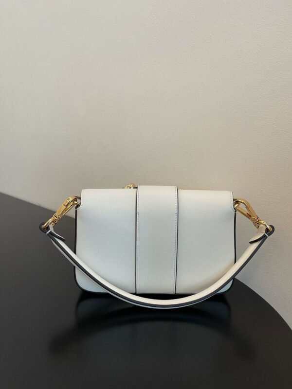 Fendi Bag Baguette 56871B90 White