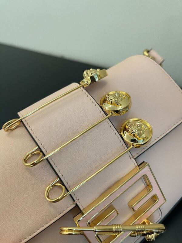 Fendi Bag Baguette 56871B90 Pink