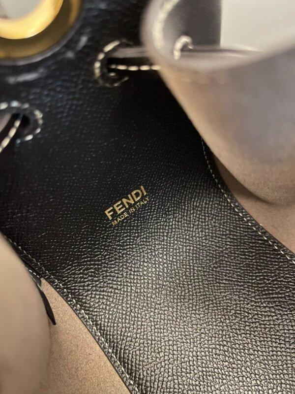 Fendi Bag POMODORINO 56850B80 21.5x14x17cm Black