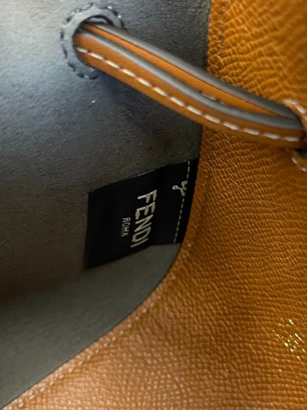 Fendi Bag POMODORINO 56850B80 21.5x14x17cm