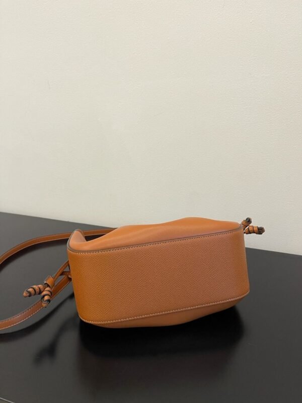 Fendi Bag POMODORINO 56850B80 21.5x14x17cm