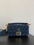Fendi Bag Baguette FF  19x10x4cm Blue