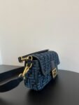 Fendi Bag Baguette FF  19x10x4cm Blue