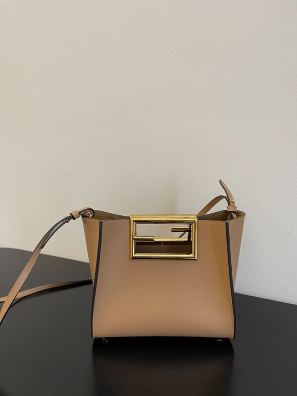 Fendi Bag Way 56846B80 Milk Tea