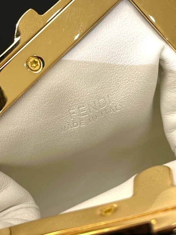 Fendi Bag White 56831