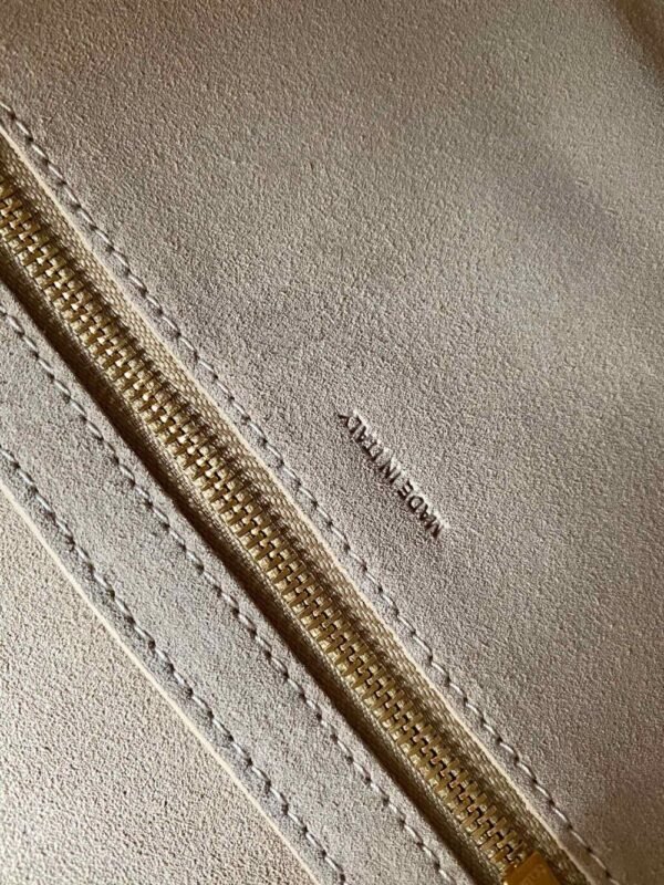 Celine Bag SANGLE BUCKET Vanilla