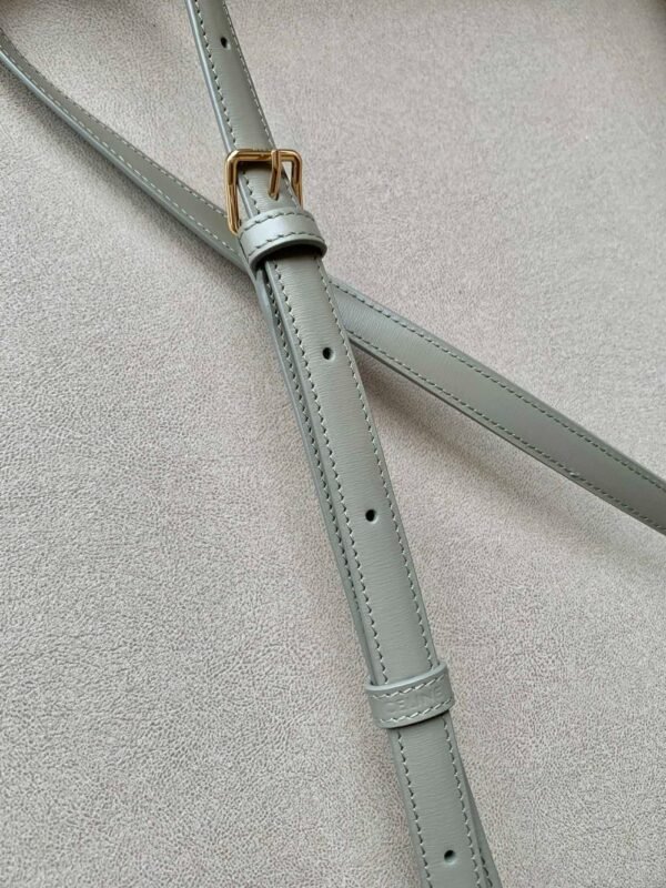 Celine Bag Triomphe Teen  666S 18.5cm Grey Green