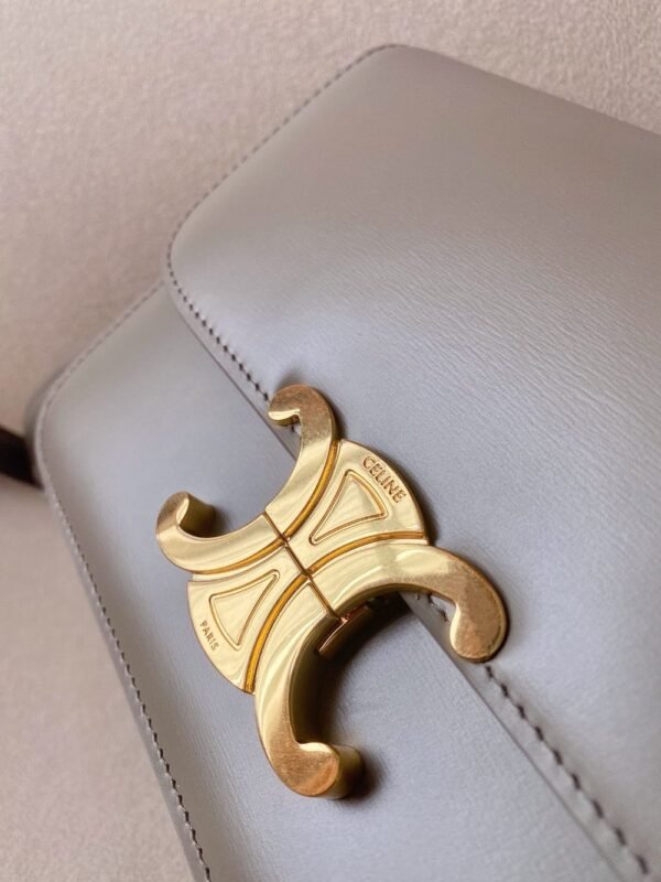 Celine Bag Triomphe Teen  666S 18.5cm Grey