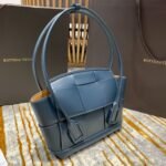 Bottega Veneta  Arco 33 Plain Weave 575943 Blue Lychee Pattern