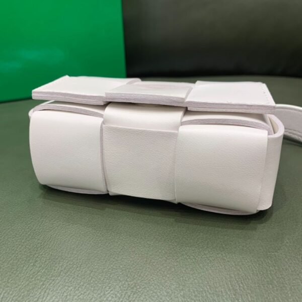 Bottega Veneta Mini Cassette 666688 White