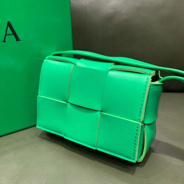 Bottega Veneta Mini Cassette 666688 Green