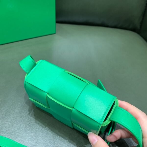 Bottega Veneta Mini Cassette 666688 Green