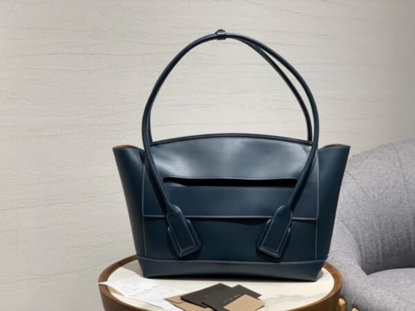 Bottega Veneta  Arco 48 Plain Weave 575941 Blue