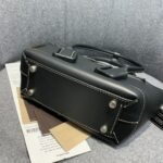 Bottega Veneta  Arco 29 Plain Weave  600606 Black