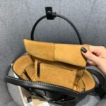 Bottega Veneta  Arco 29 Plain Weave  600606 Black