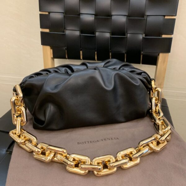 Bottega Veneta The Chain Pouch Black Gold 620230