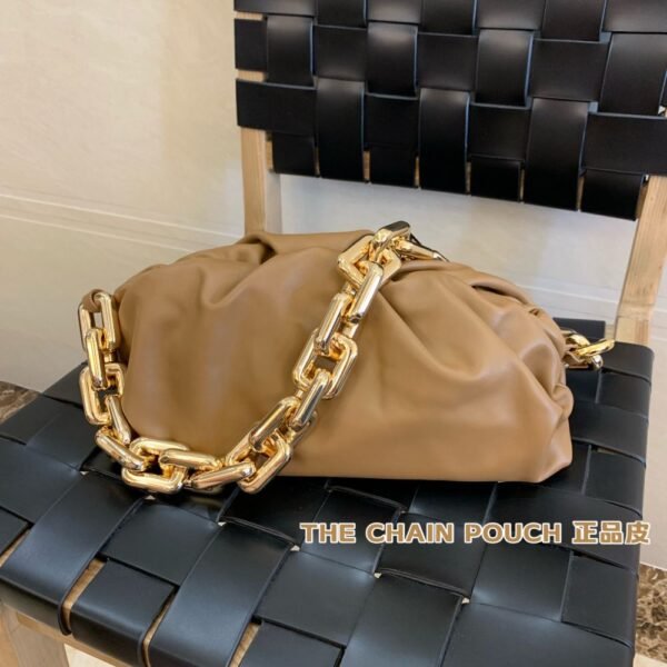 Bottega Veneta The Chain Pouch Khaiki 620230