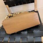 Bottega Veneta The Chain Pouch Khaiki 620230