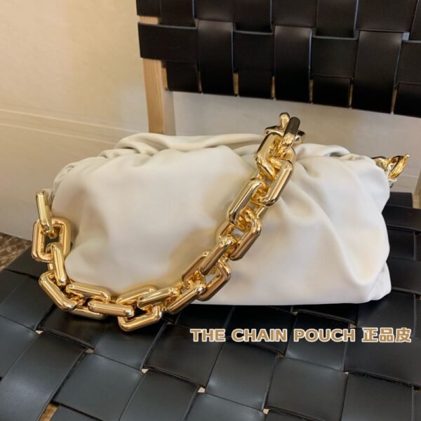 Bottega Veneta The Chain Pouch White 620230